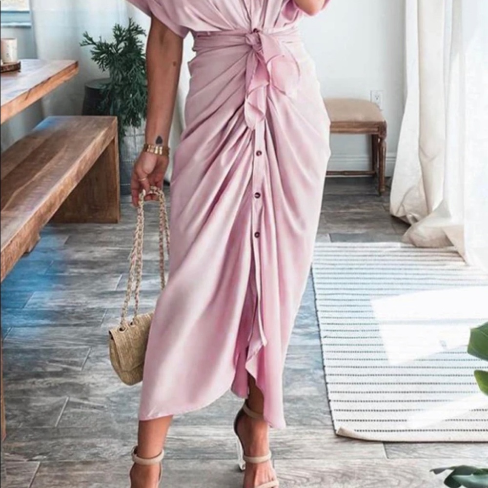 Beautiful pink everyday dress - Picture 2 of 2